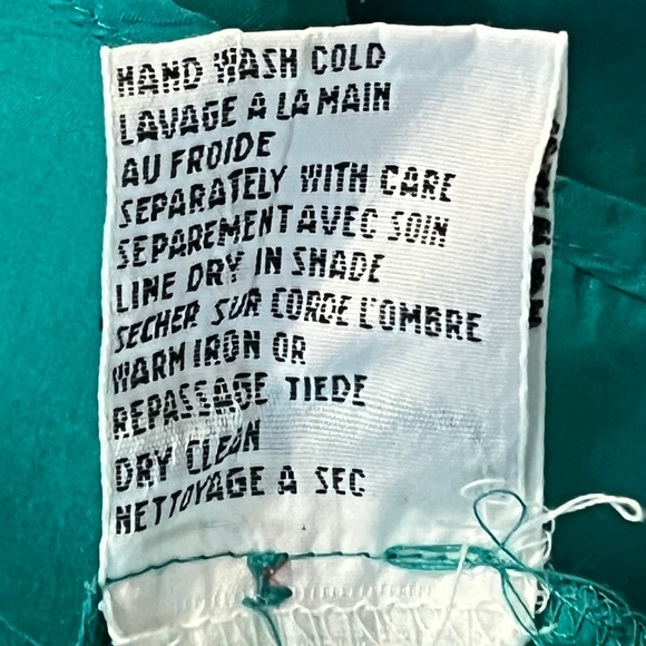 Vintage Designer  Irene Hill - PRET A PORTER SOIE - 100% SILK - Picture 12 of 12